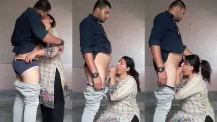 Most demanded Pakistani mms video sexy aunty sucking young nephew big dick