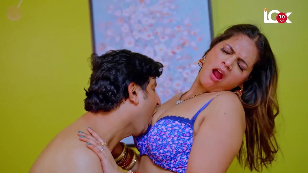 Lollipop 2 2024 Hindi Look Entertainment Porn Web Series Ep 01