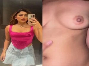 Indian viral leaked mms Beautiful Muslim Girlfriend small boobs press while fucking with lover