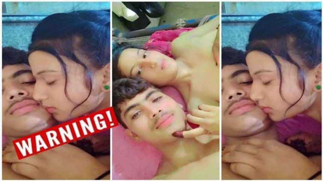 Desi Trending Viral Mms Village Young Virgin Girl First Time Fucking